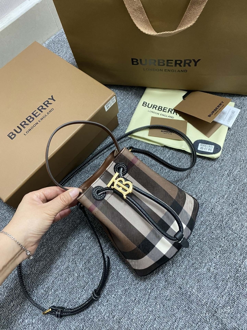 Bv*b*rry bucket bags